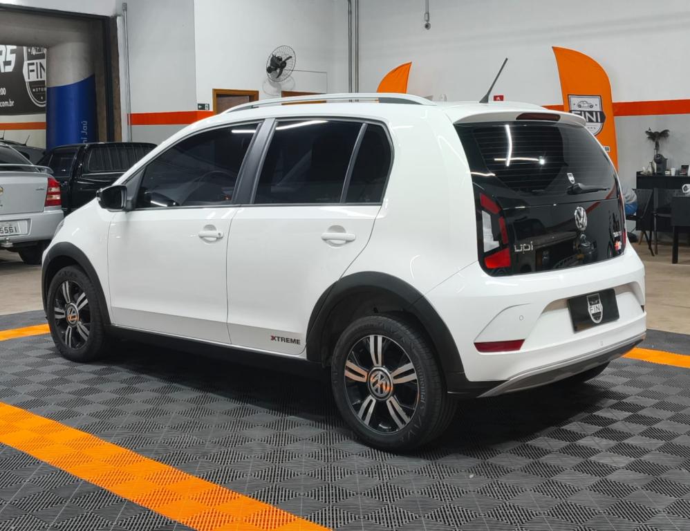 VOLKSWAGEN UP - Foto