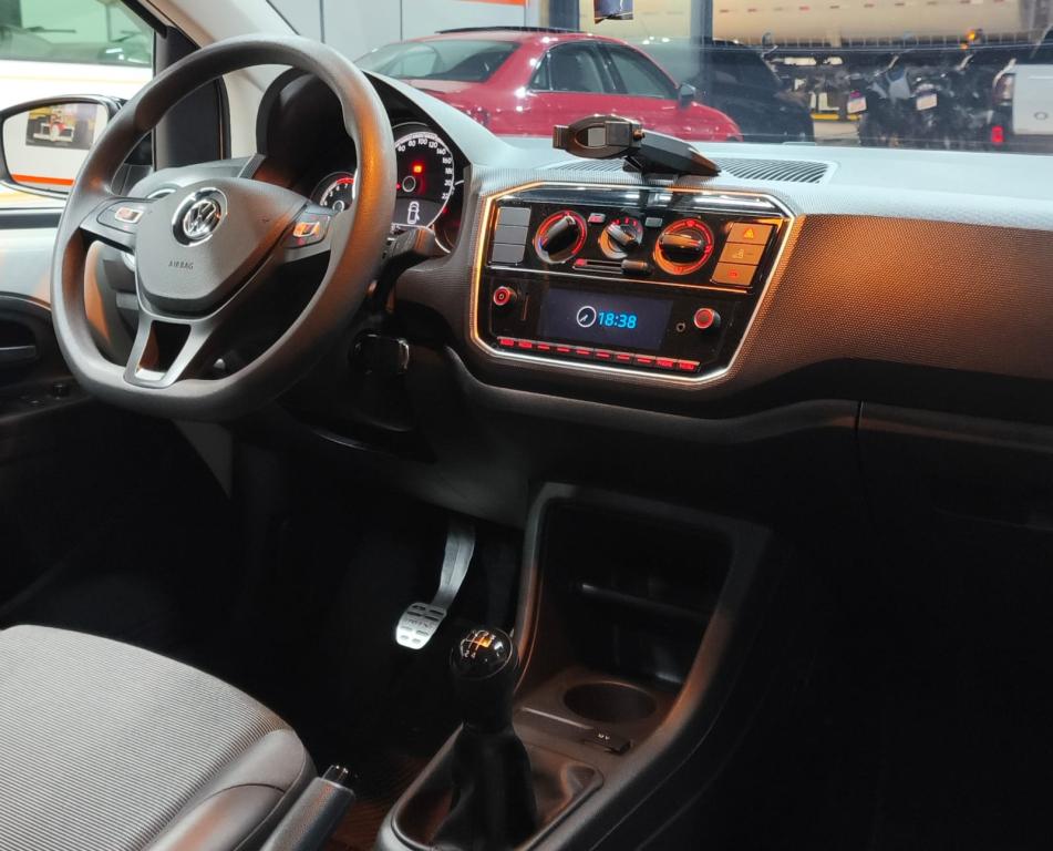 VOLKSWAGEN UP - Foto