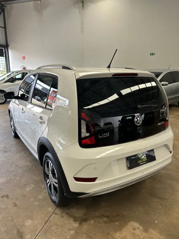VOLKSWAGEN UP - Foto