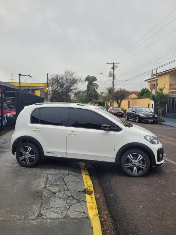 VOLKSWAGEN UP - Foto