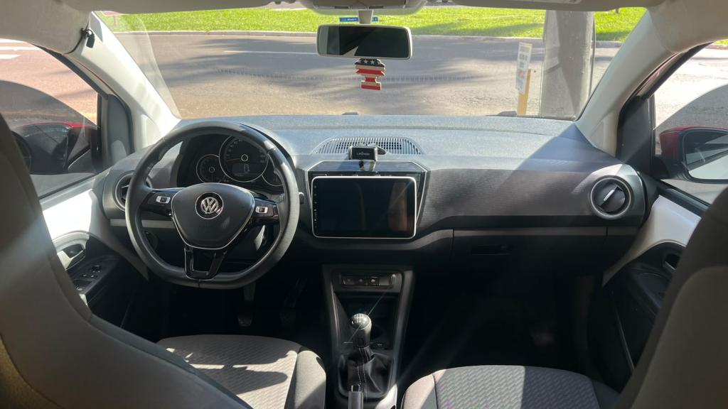 VOLKSWAGEN UP - Foto