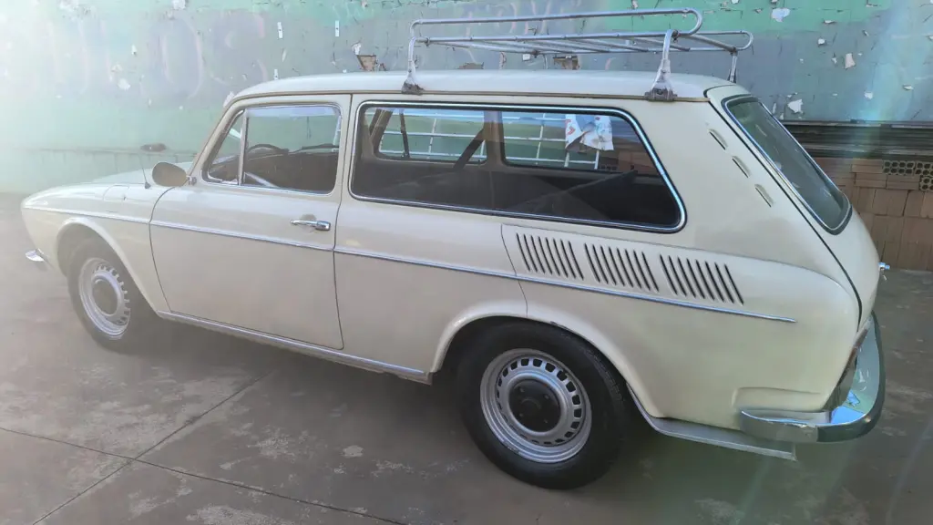 VOLKSWAGEN Variant - Foto