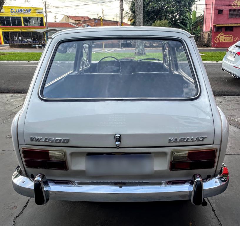 VOLKSWAGEN Variant - Foto