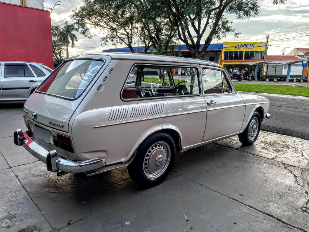 VOLKSWAGEN Variant - Foto