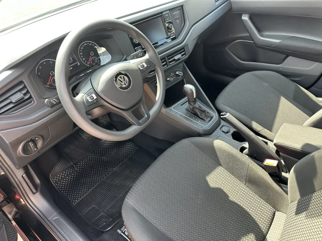 VOLKSWAGEN Virtus - Foto