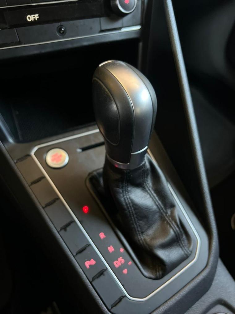 VOLKSWAGEN Virtus - Foto