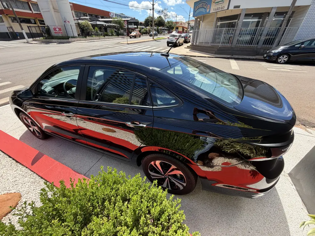 VOLKSWAGEN Virtus - Foto
