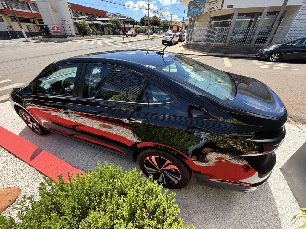 VOLKSWAGEN Virtus - Foto