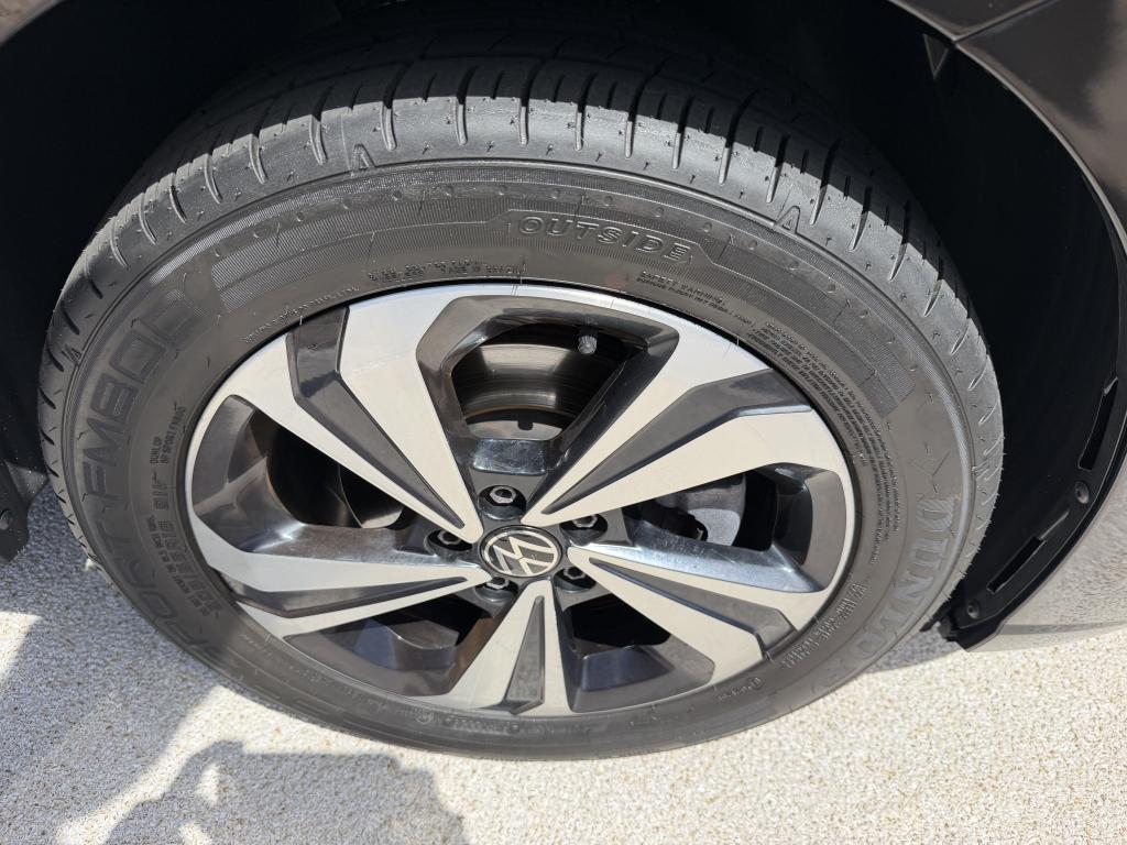VOLKSWAGEN Virtus - Foto