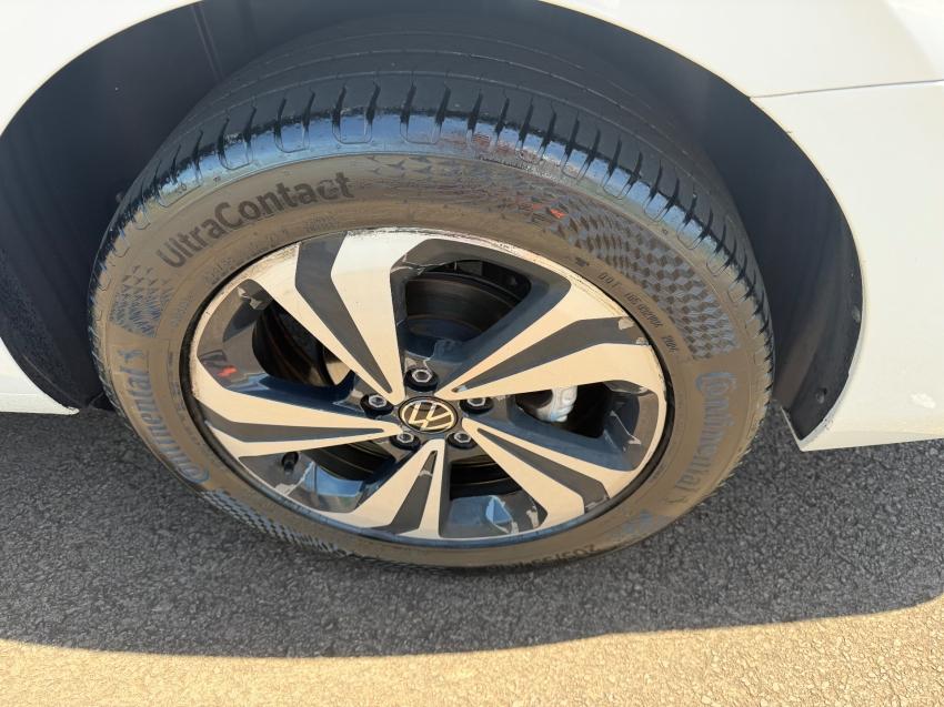 VOLKSWAGEN Virtus - Foto