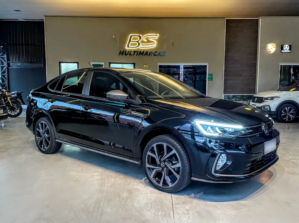 VOLKSWAGEN Virtus