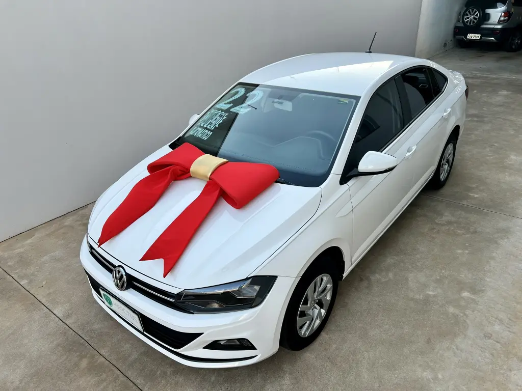 VOLKSWAGEN Virtus