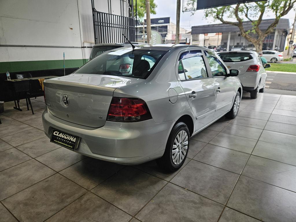 VOLKSWAGEN Voyage - Foto