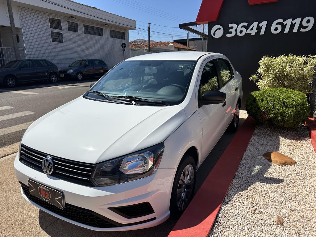 VOLKSWAGEN Voyage - Foto