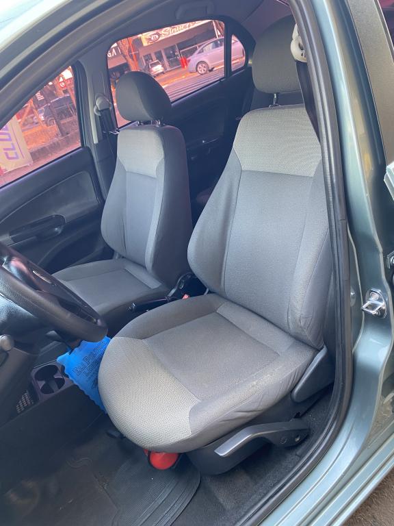 VOLKSWAGEN Voyage - Foto