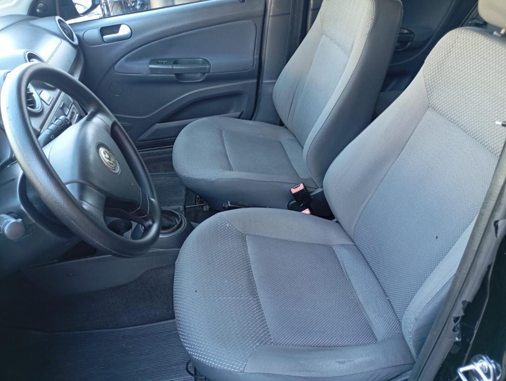 VOLKSWAGEN Voyage - Foto