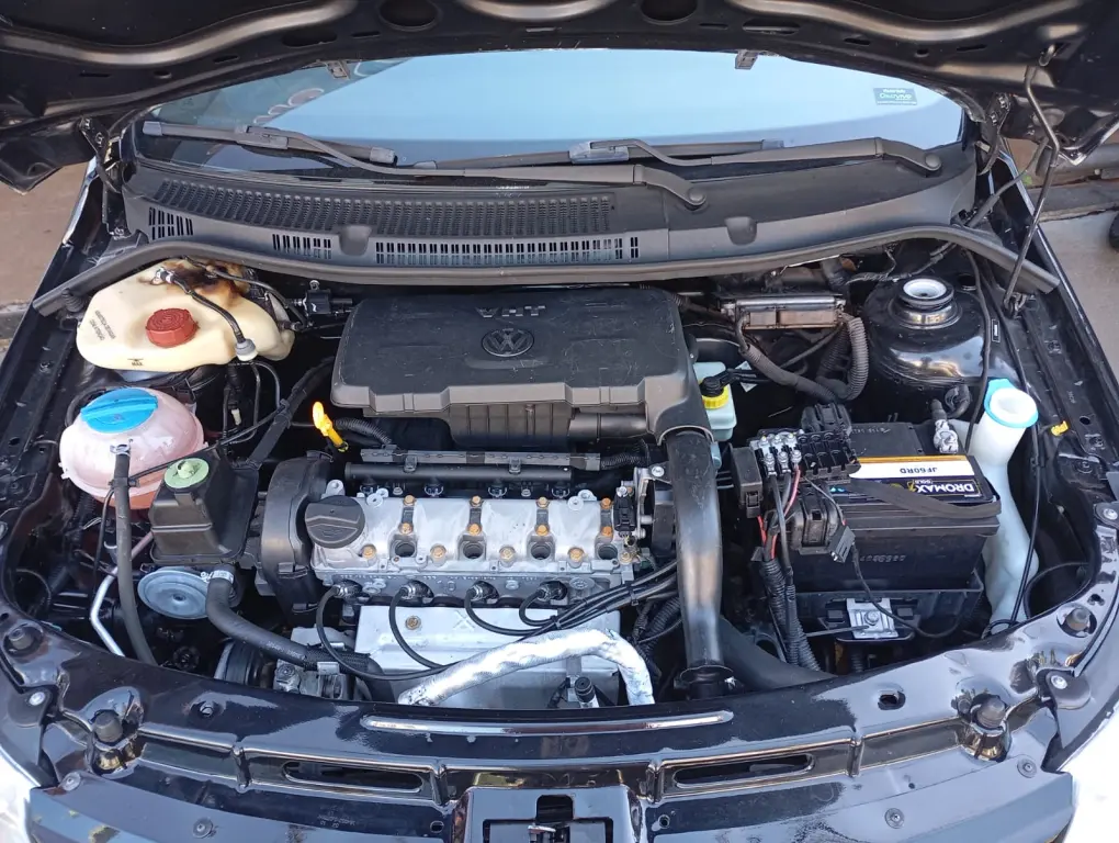 VOLKSWAGEN Voyage - Foto