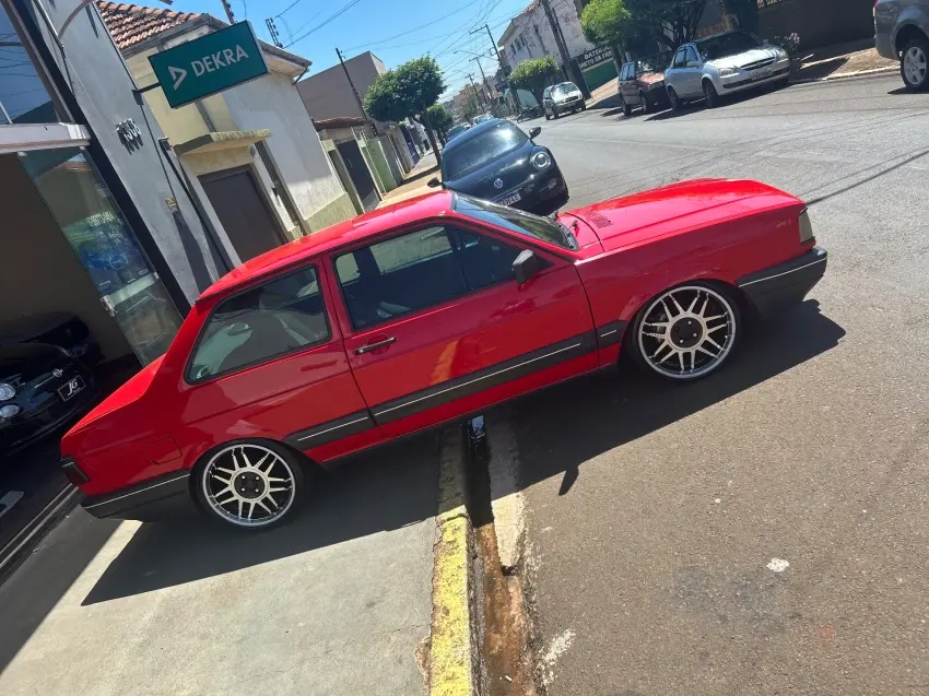 VOLKSWAGEN Voyage - Foto