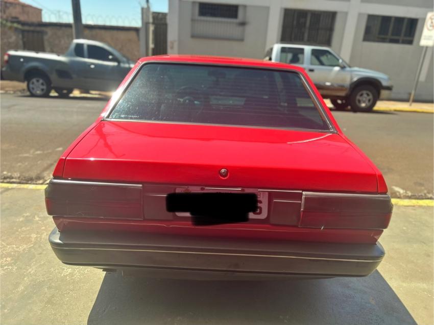 VOLKSWAGEN Voyage - Foto