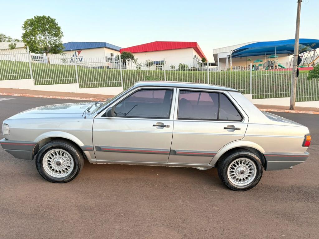 VOLKSWAGEN Voyage - Foto