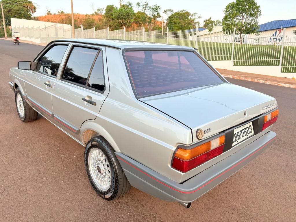 VOLKSWAGEN Voyage - Foto