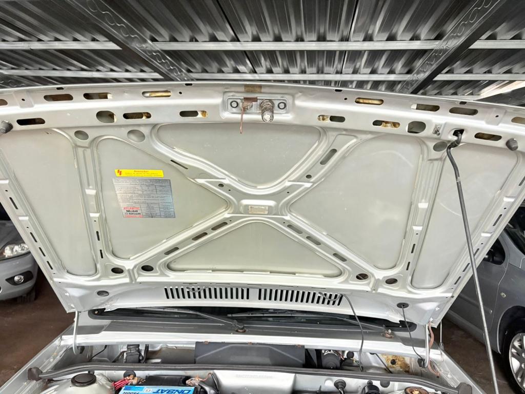 VOLKSWAGEN Voyage - Foto