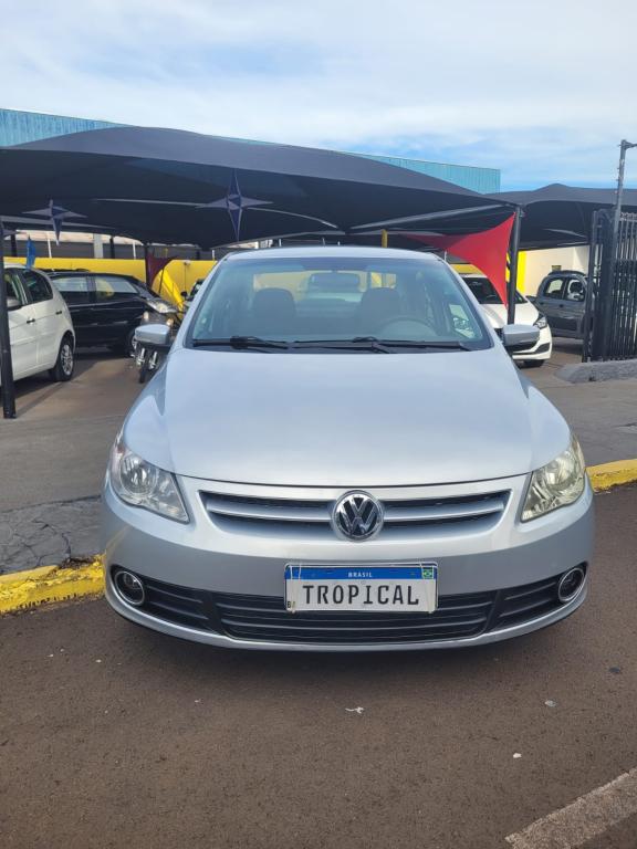 VOLKSWAGEN Voyage - Foto