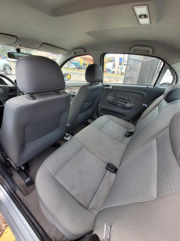 VOLKSWAGEN Voyage - Foto