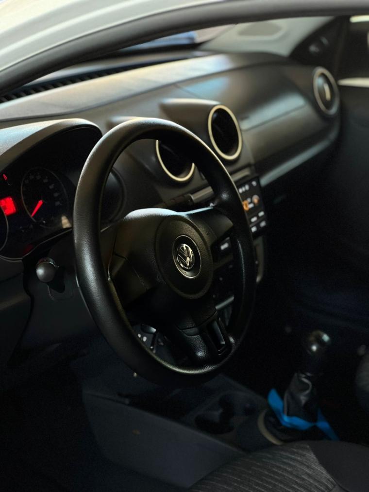 VOLKSWAGEN Voyage - Foto