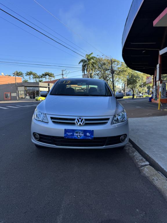 VOLKSWAGEN Voyage - Foto