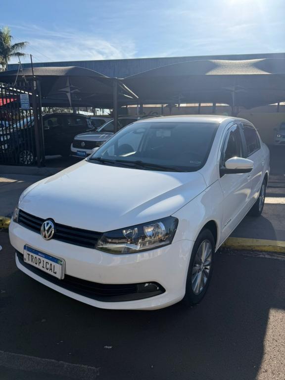 VOLKSWAGEN Voyage