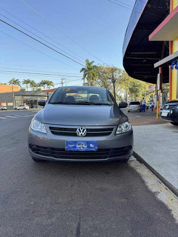 VOLKSWAGEN Voyage - Foto