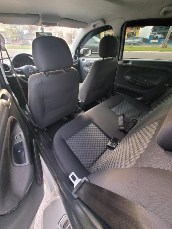 VOLKSWAGEN Voyage - Foto