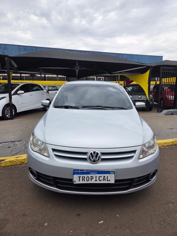 VOLKSWAGEN Voyage - Foto