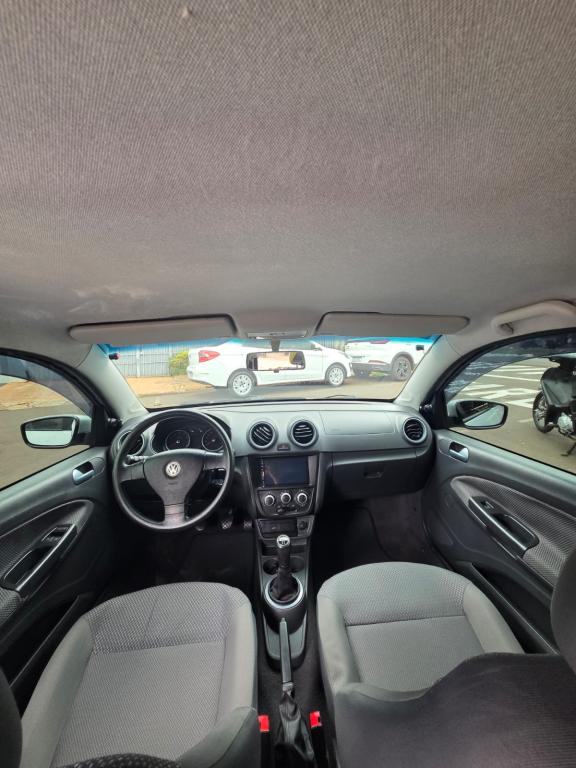 VOLKSWAGEN Voyage - Foto