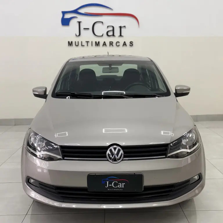 VOLKSWAGEN Voyage - Foto