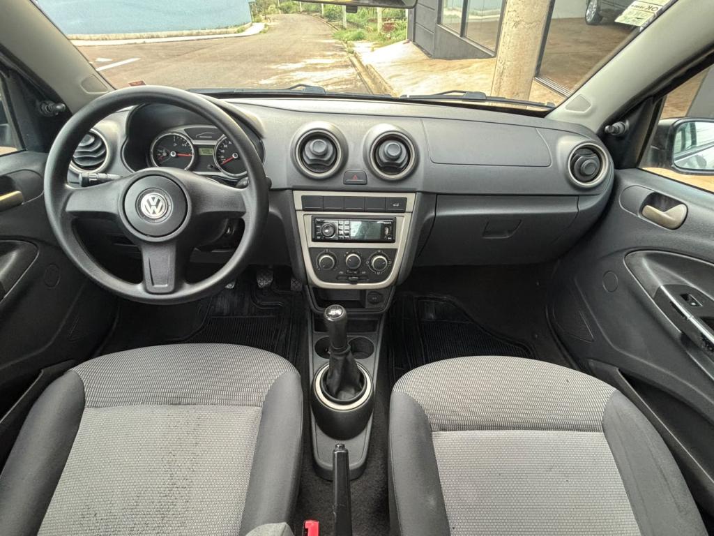 VOLKSWAGEN Voyage - Foto