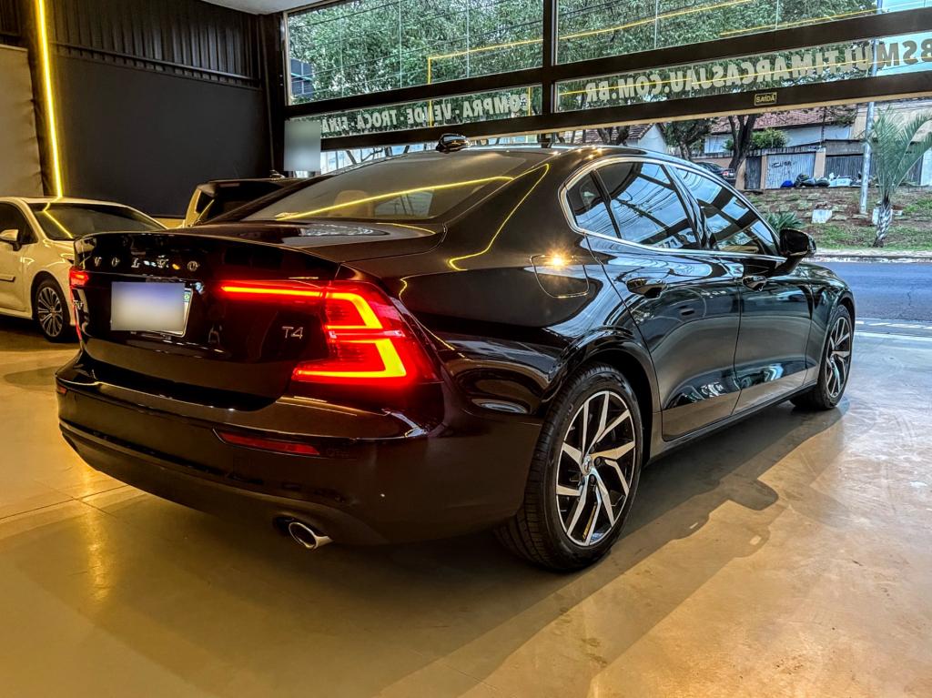 VOLVO S60 - Foto