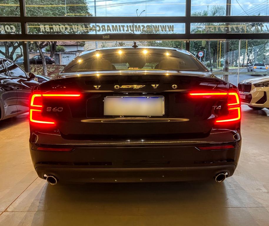 VOLVO S60 - Foto