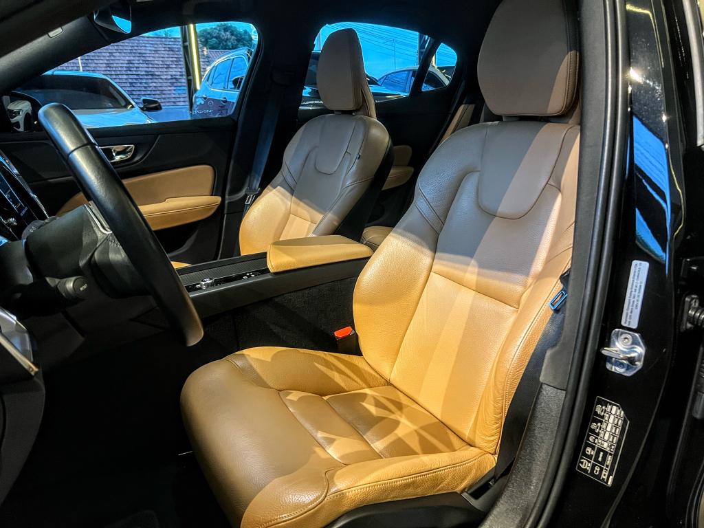VOLVO S60 - Foto