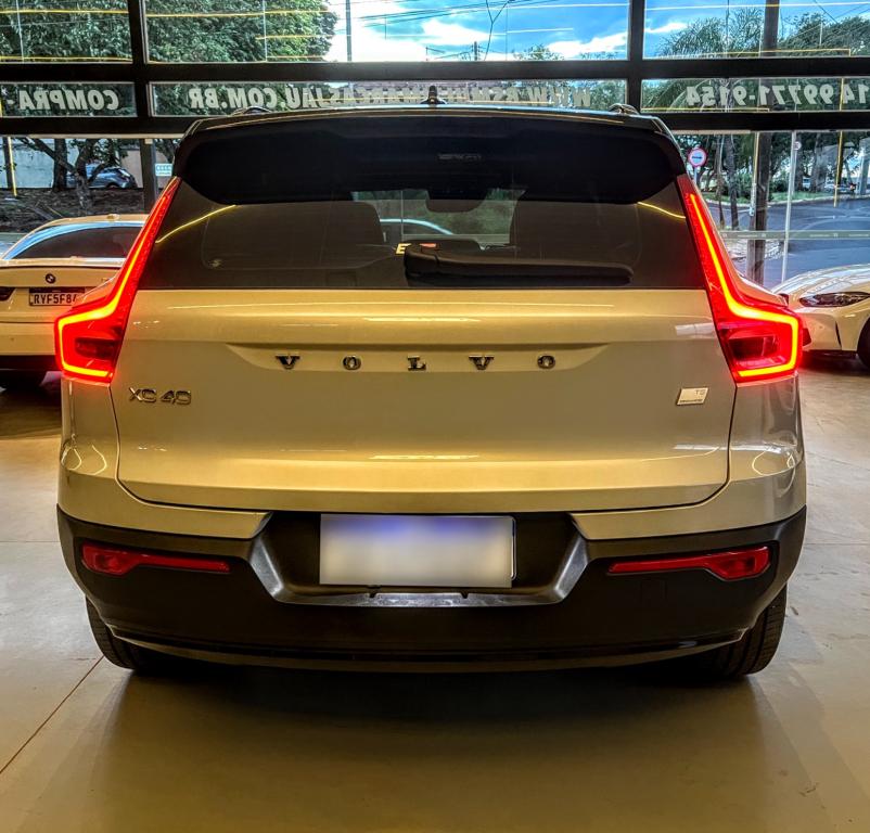 VOLVO XC40 - Foto