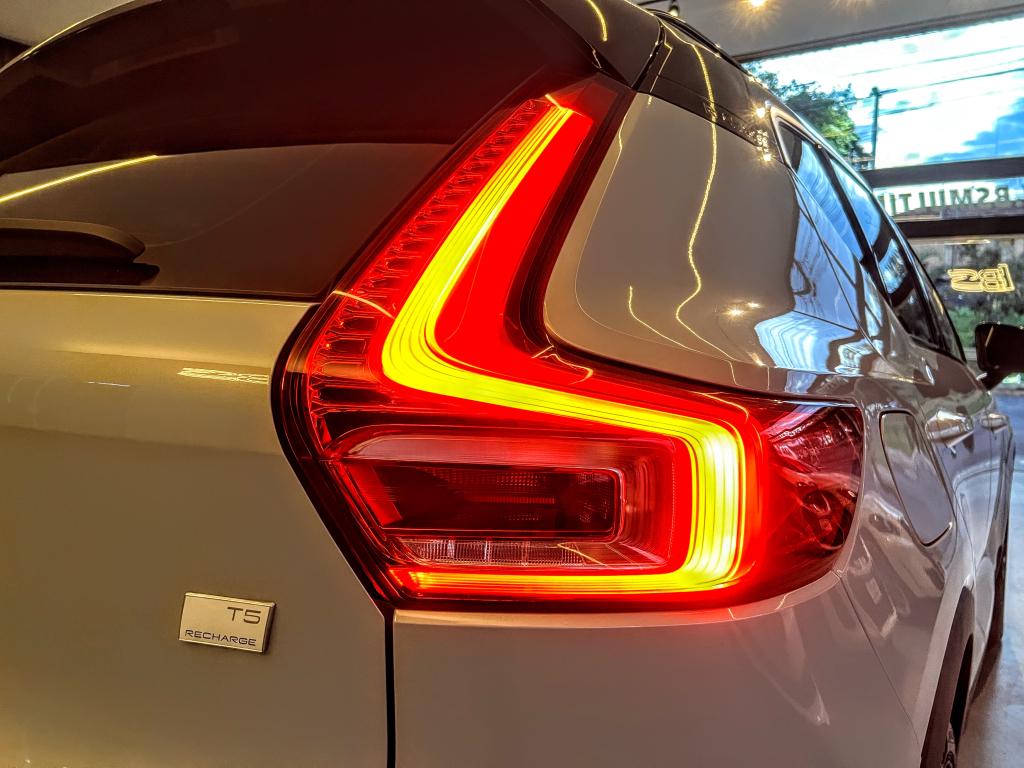 VOLVO XC40 - Foto