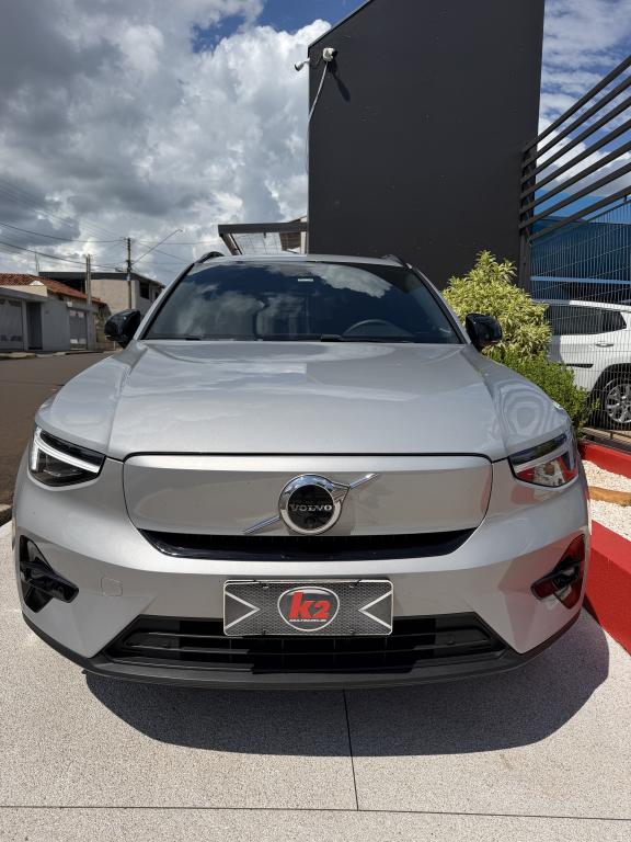 VOLVO XC40 - Foto