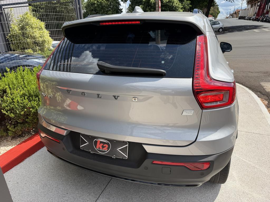 VOLVO XC40 - Foto