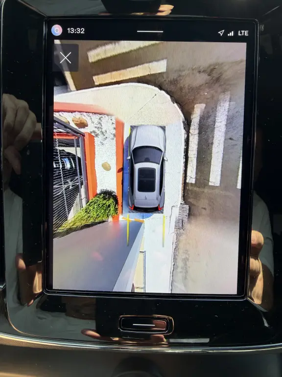 VOLVO XC40 - Foto