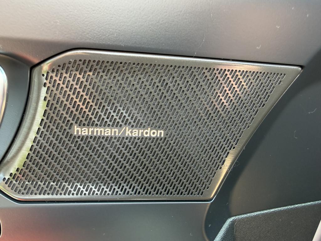 VOLVO XC40 - Foto