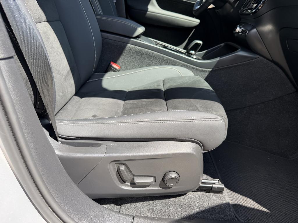 VOLVO XC40 - Foto