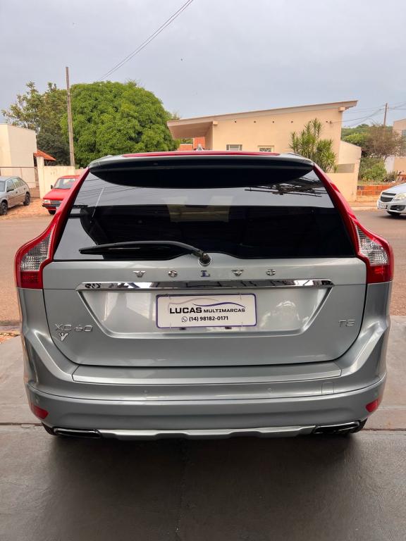 VOLVO XC60 - Foto