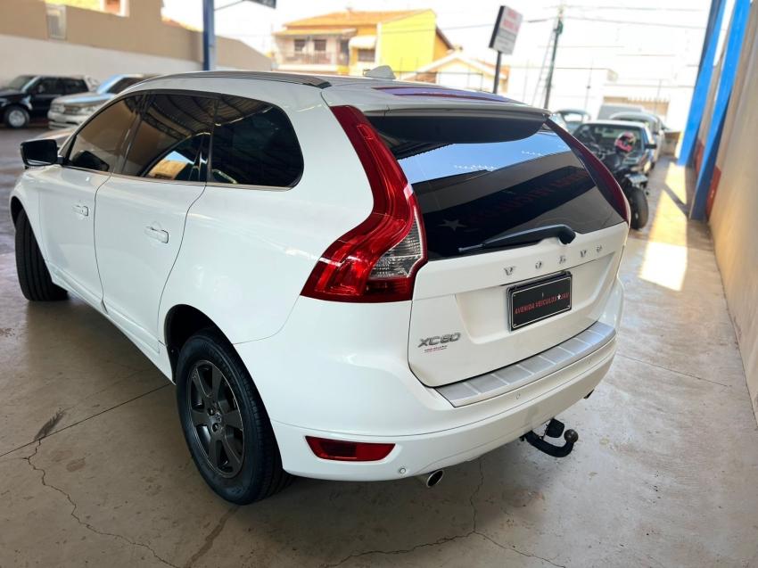 VOLVO XC60 - Foto