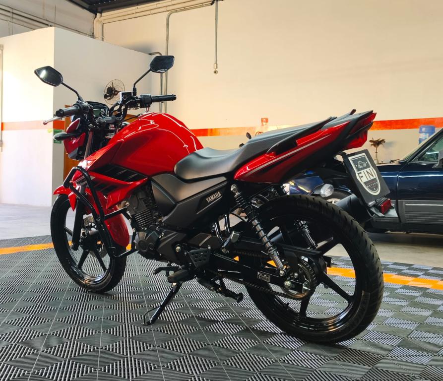 YAMAHA Fazer YS 150 - Foto